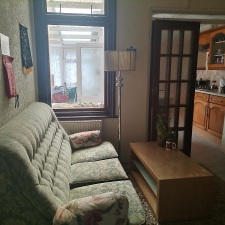 Double Room Available- London Seven Kings Seven Kings Train Station Ilford Buitenkant foto